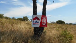 Land for sale in Loures, Portugal — €56,000