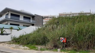 Land for sale in Mafra, Portugal — €110,000