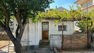 Land for sale in Odivelas, Portugal — €225,000