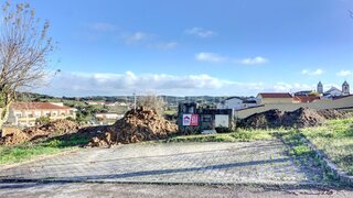 Land for sale in Lourinhã, Portugal — €102,000