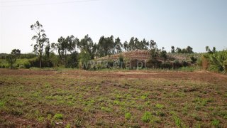 Land for sale in Torres Vedras, Portugal — €45,700