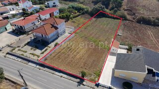 Land for sale in Lourinhã, Portugal — €120,000