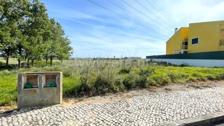 Land for sale in Cascais, Portugal — €195,000