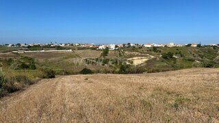 Land for sale in Mafra, Portugal — €49,900