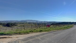 Land for sale in Cadaval, Portugal — €253,500