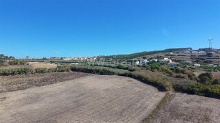 Land for sale in Lourinhã, Portugal — €63,000