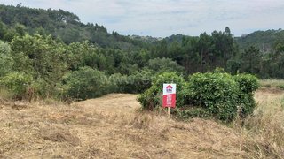 Land for sale in Mafra, Portugal — €37,000