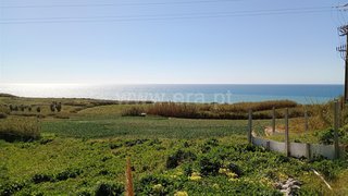 Land for sale in Lourinhã, Portugal — €800,000