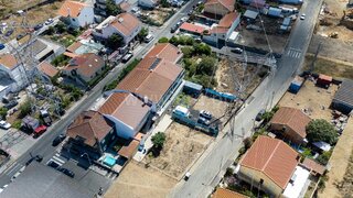 Land for sale in Amadora, Portugal — €155,000