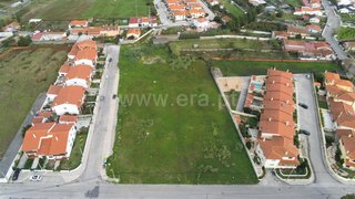 Land for sale in Marinha Grande, Portugal — €400,000