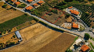 Land for sale in Óbidos, Portugal — €90,000