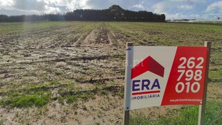 Land for sale in Peniche, Portugal — €34,900