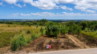Land for sale in Óbidos, Portugal — €60,000