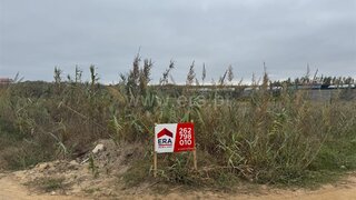 Land for sale in Peniche, Portugal — €250,000