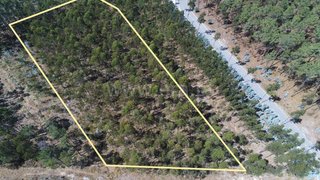 Land for sale in Marinha Grande, Portugal — €85,000
