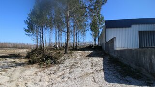 Terreno de 272 m² em Leiria