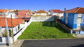 Land for sale in Peniche, Portugal — €140,500