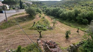 Land for sale in Porto de Mós, Portugal — €58,000