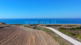 Land for sale in Peniche, Portugal — €264,000