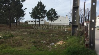 Land for sale in Marinha Grande, Portugal — €550,000
