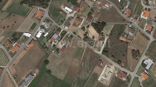 Terreno de 3300 m² em Leiria