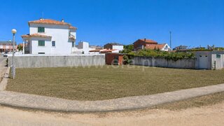 Land for sale in Peniche, Portugal — €170,000
