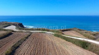 Land for sale in Peniche, Portugal — €160,000