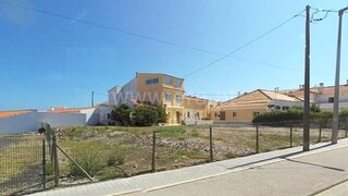 Land for sale in Peniche, Portugal — €690,000