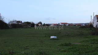 Land for sale in Peniche, Portugal — €290,000