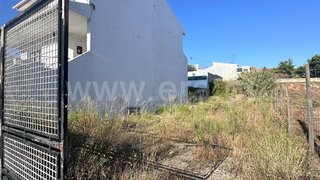 Land for sale in Almada, Portugal — €105,000