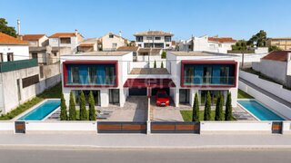 Land for sale in Almada, Portugal — €269,000