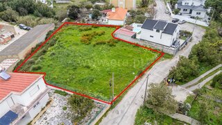 Land for sale in Almada, Portugal — €390,000