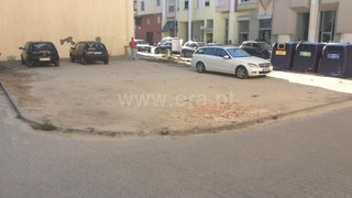 Land for sale in Almada, Portugal — €99,990
