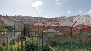 Terreno em Almada