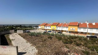 Land for sale in Barreiro, Portugal — €165,000