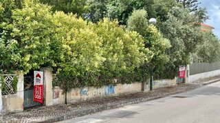 Land for sale in Sesimbra, Portugal — €209,000