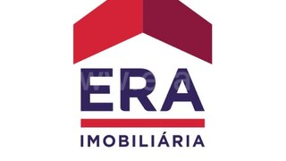 Terreno de 642 m² em Setúbal