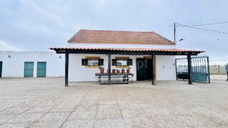 Land for sale in Montijo, Portugal — €450,000