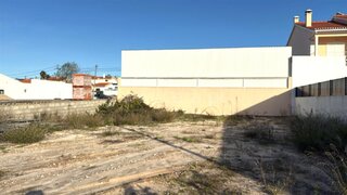 Land for sale in Seixal, Portugal — €137,500