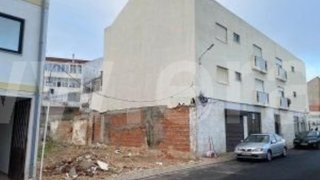 Land for sale in Moita, Portugal — €90,000