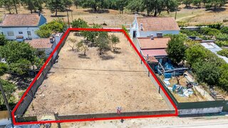 Land for sale in Sesimbra, Portugal — €187,000