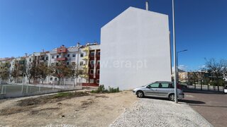 Terreno de 208 m² em Setúbal