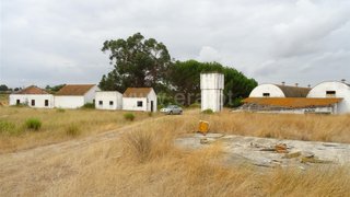 Land for sale in Palmela, Portugal — €422,730