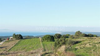 Land for sale in Sesimbra, Portugal — €580,000