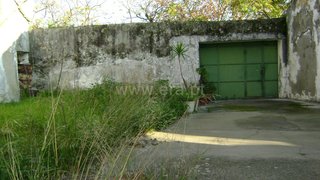 Land for sale in Moita, Portugal — €71,000