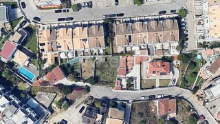 Land for sale in Almada, Portugal — €250,000