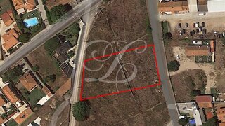 Terreno em Sintra · 2000 m² · 270 000 €