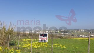 Land for sale in Lourinhã, Portugal — €147,000