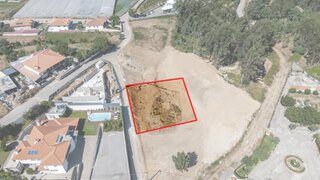 Terreno para venda em Amarante, Portugal — 115 900 €