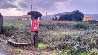 Land for sale in Paredes, Portugal — €109,000